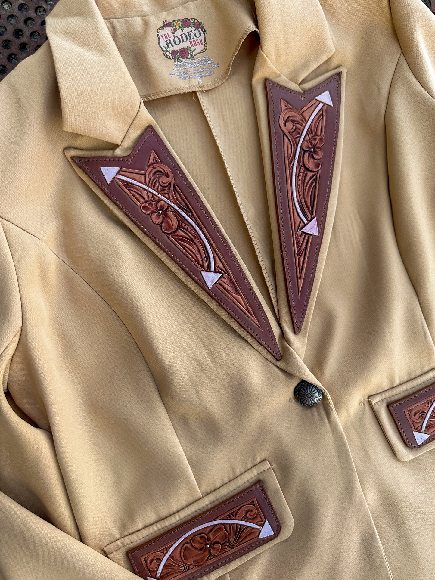 Arrow hand tooled lapel blazer in tan