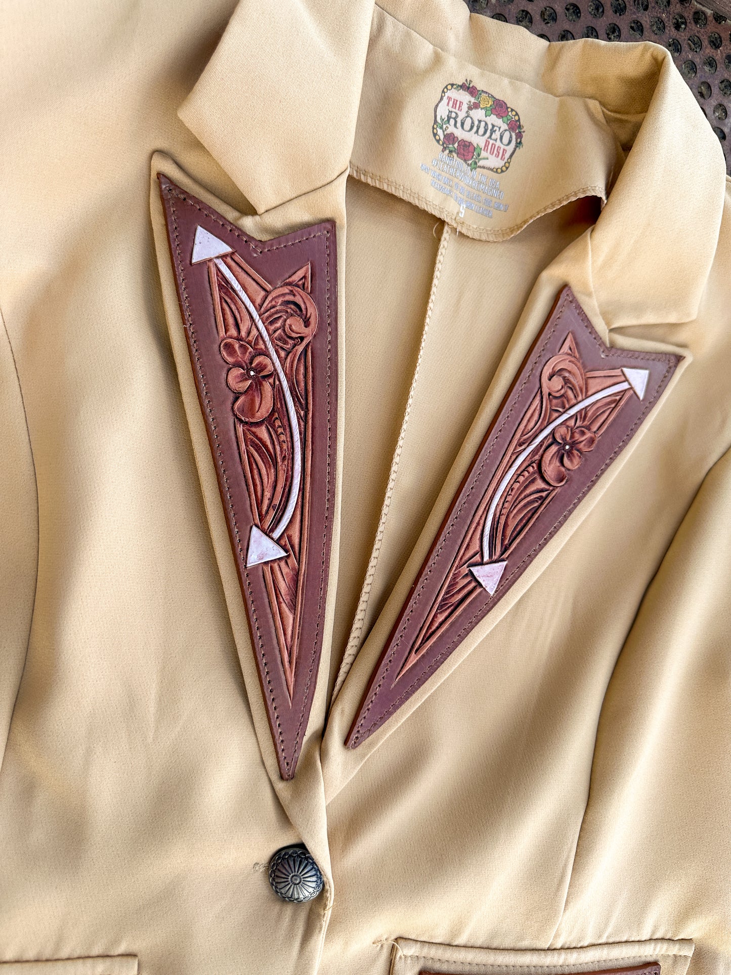 Arrow hand tooled lapel blazer in tan