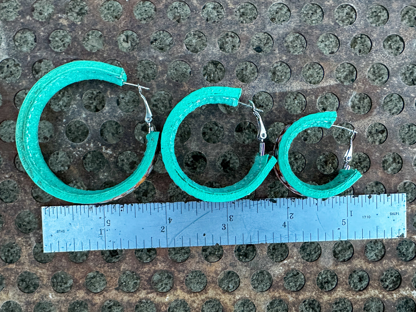 Tooled Leather Vera Hoop Earrings Medium