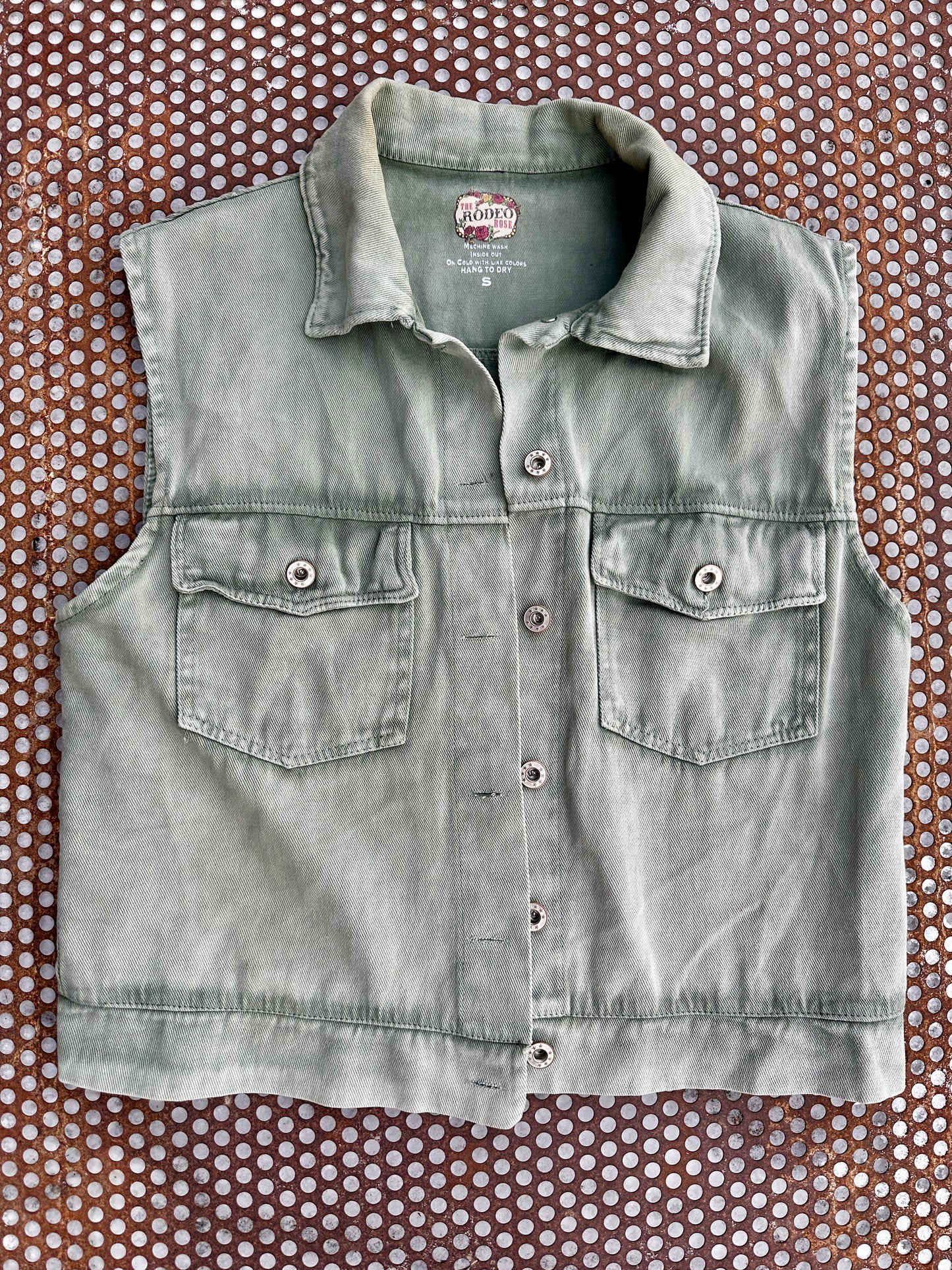 Boot stitch vest in sage green