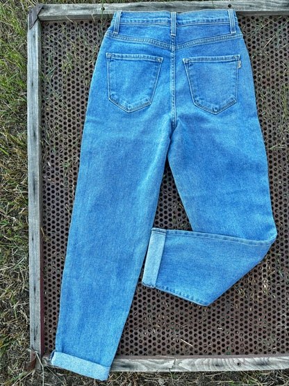 Vintage Inspired High Waisted Denim Crop Jeans