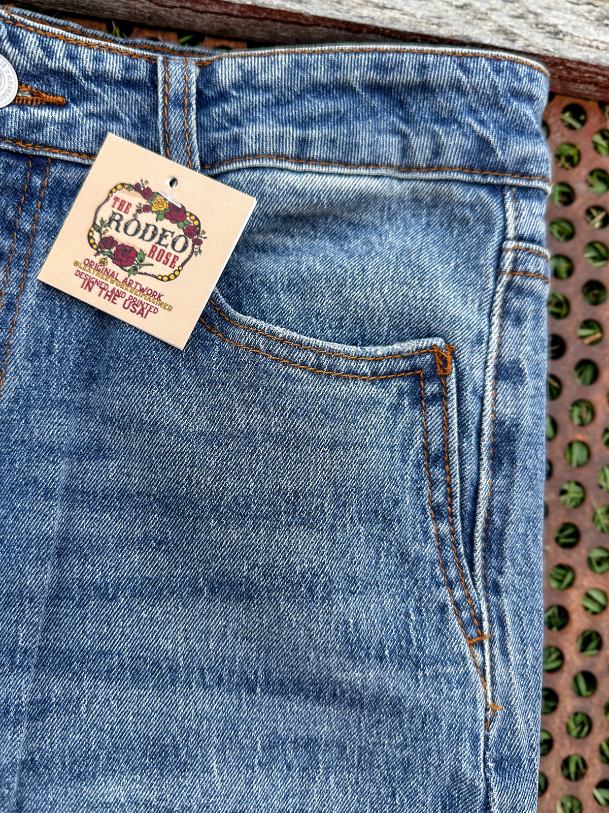 Smoking Cowgirl 90s Relaxed Jeans