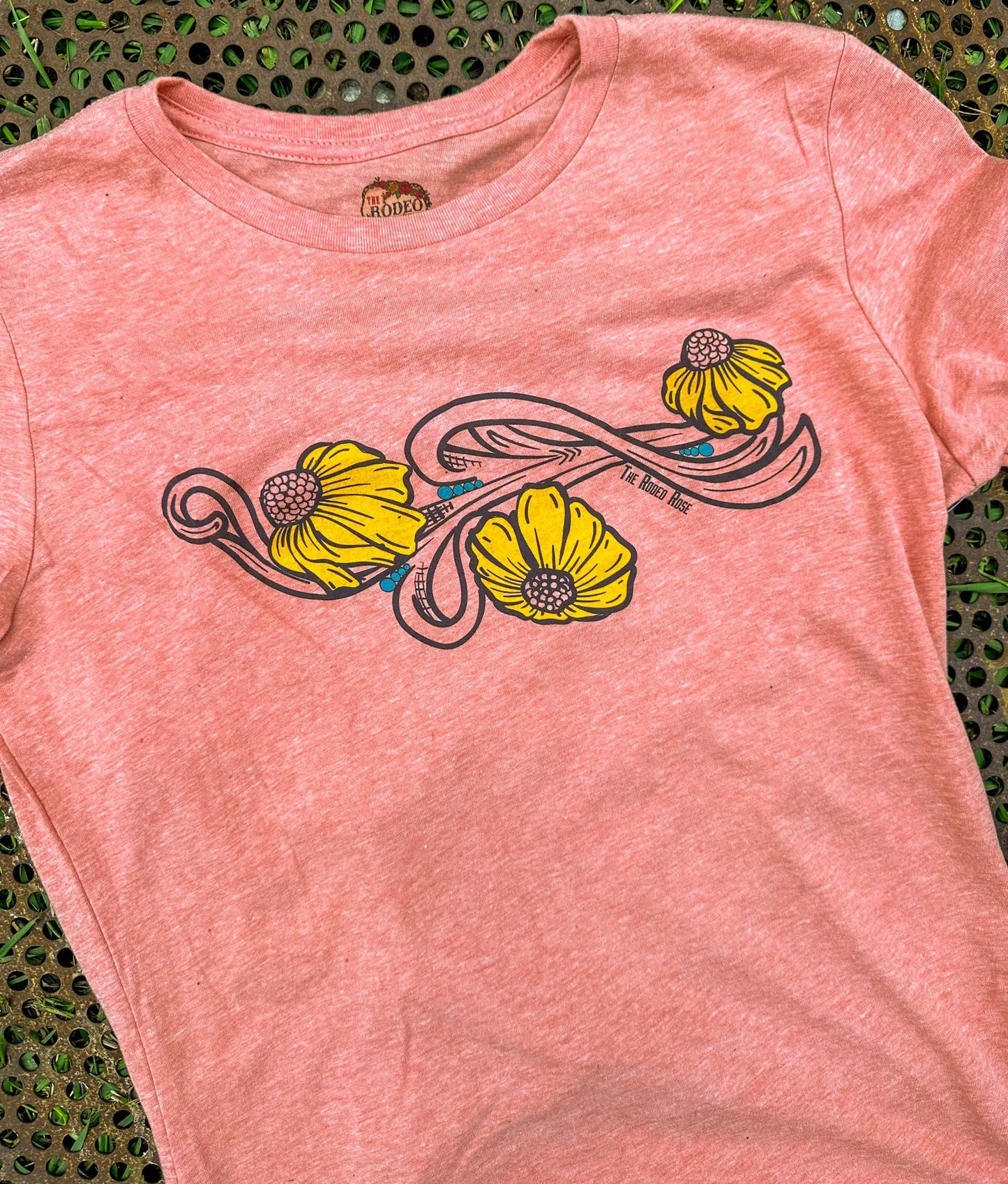 Coneflower tshirt in sunset pink The Rodeo Rose