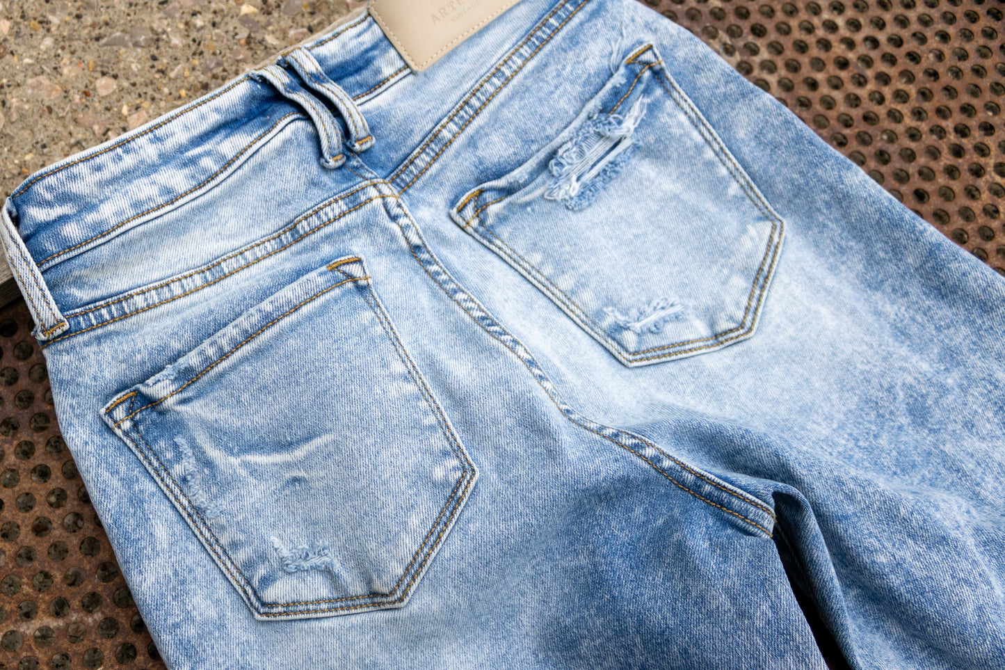 Bronc Snapper Jeans